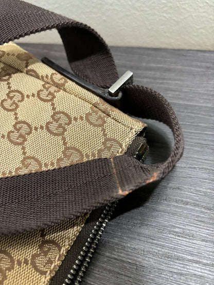 #240 Gucci Crossbody