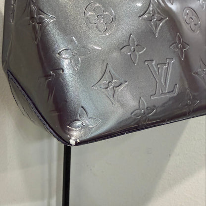 #8251 LOUIS VUITTON Purple Vernis Reade PM