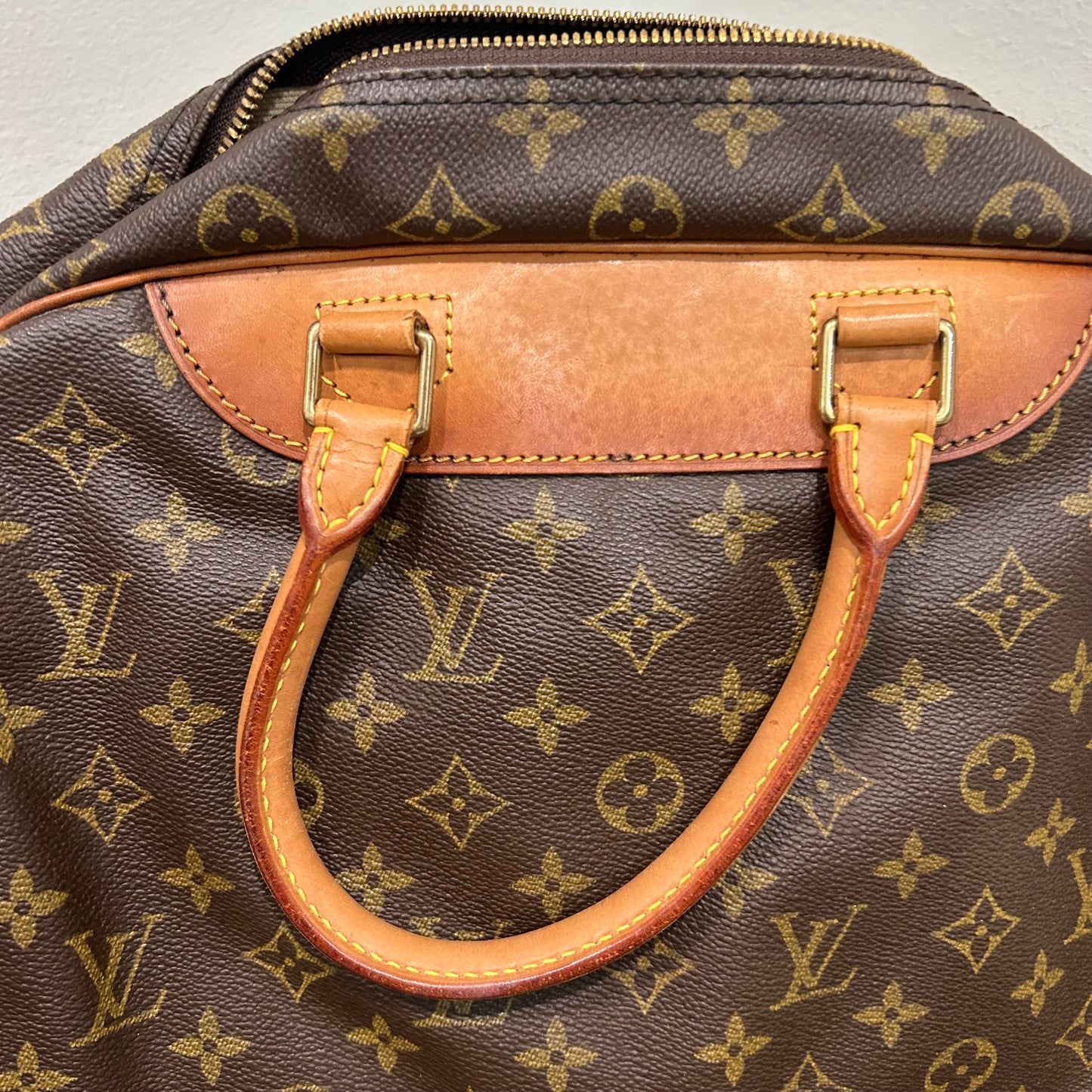 1060 LOUIS VUITTON Deauville