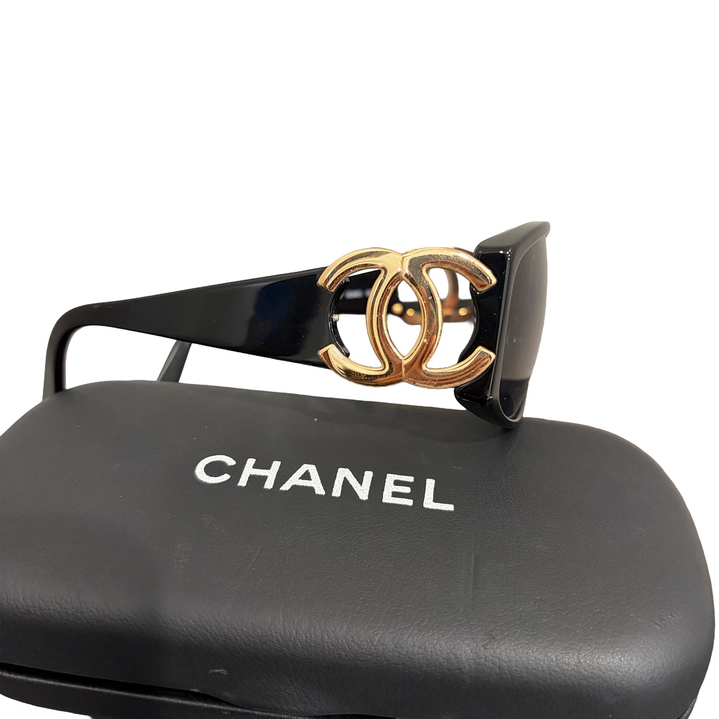 #8238 CHANEL CC Sunglasses