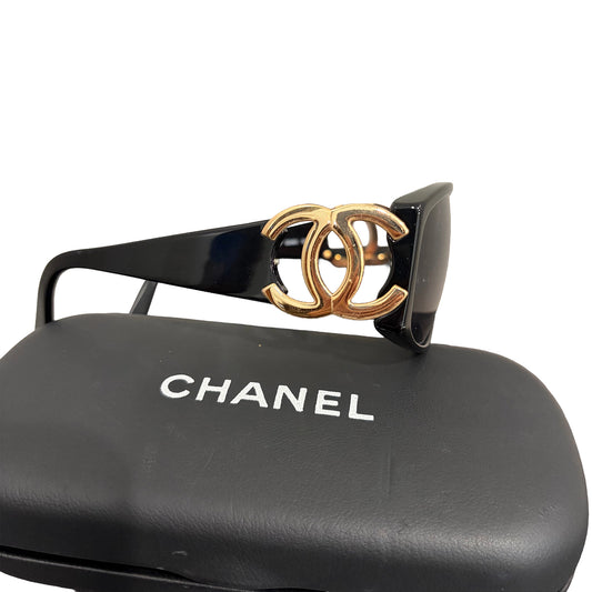 #8238 CHANEL CC Sunglasses