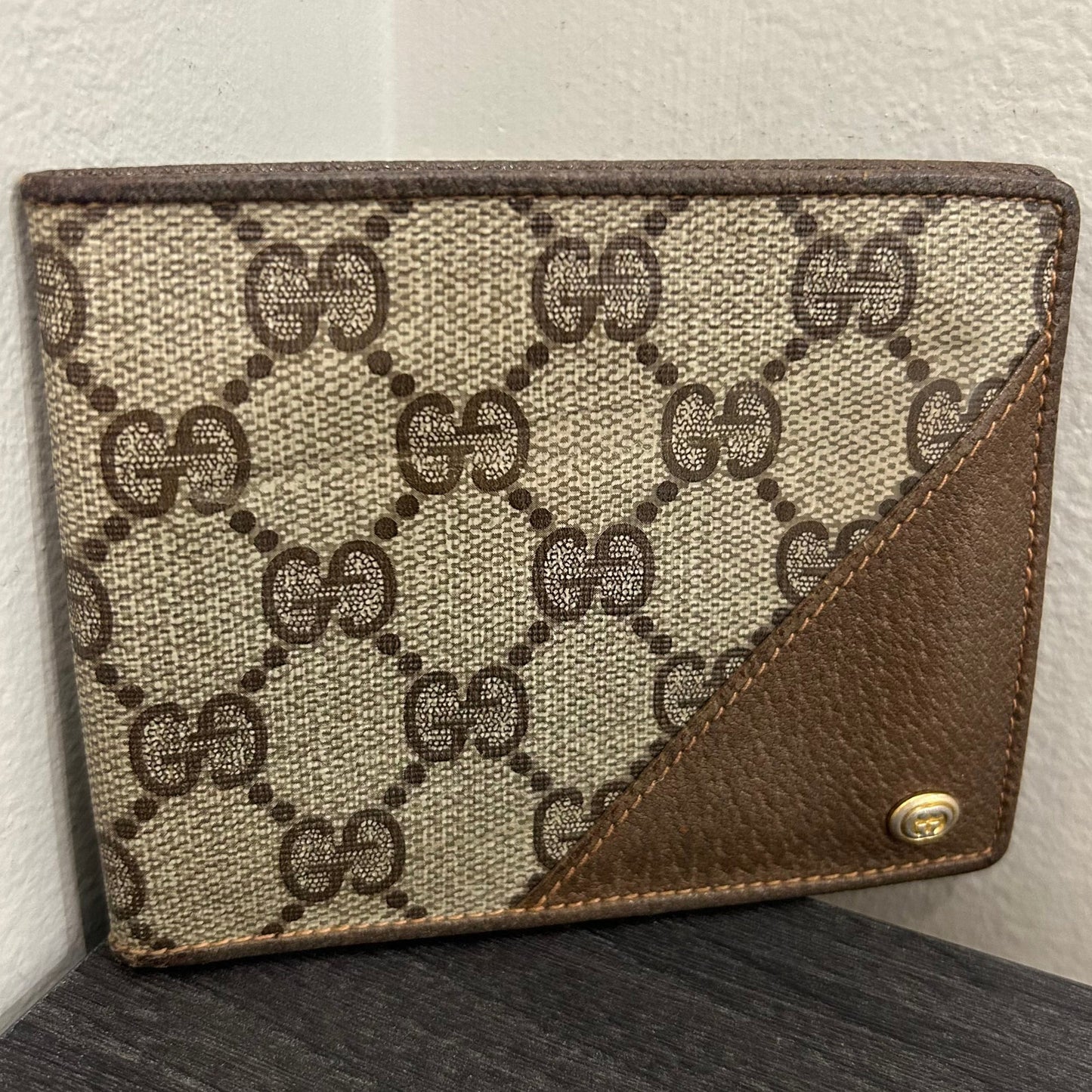 #198 GUCCI Men’s Wallet