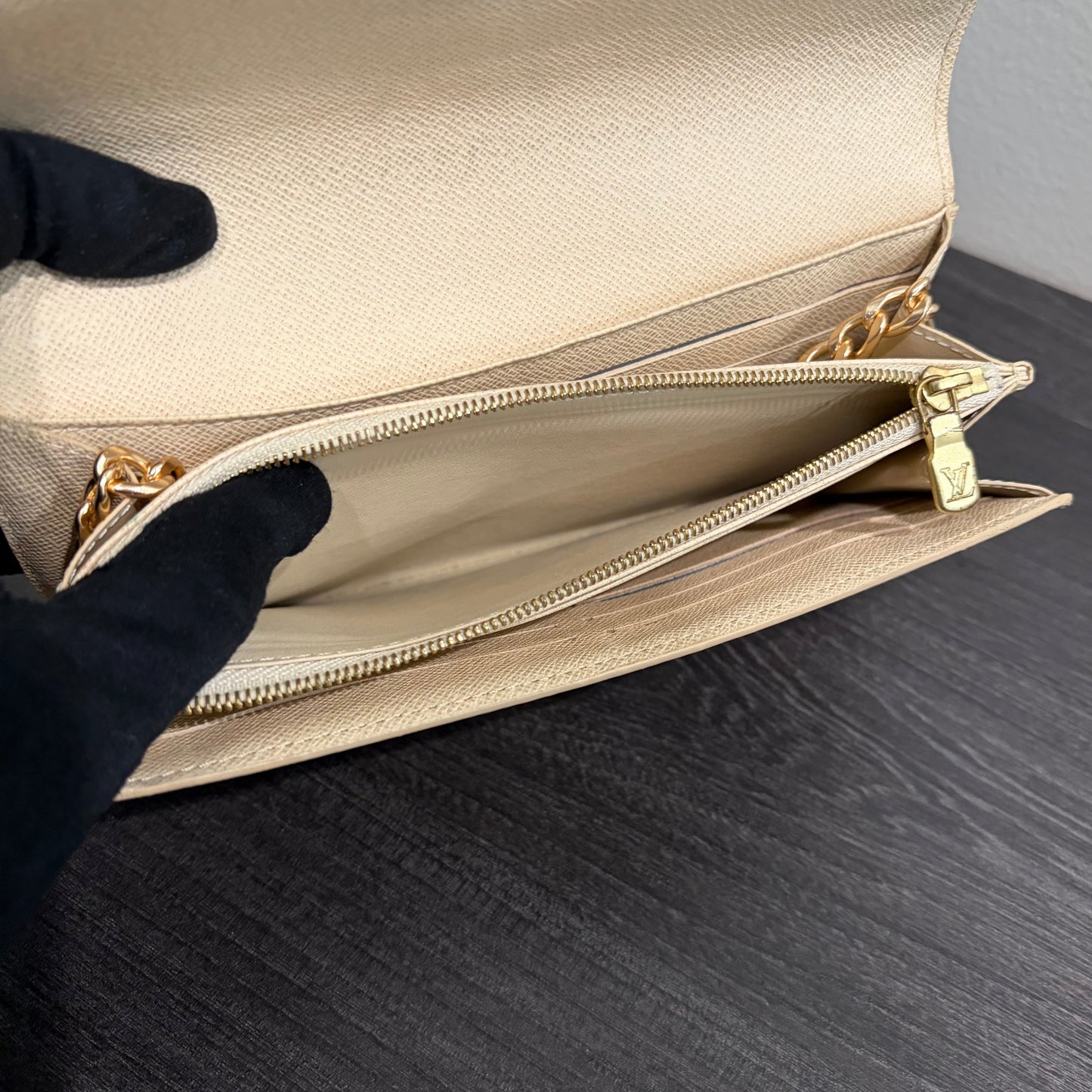 BF-02 LOUIS VUITTON Damier Azur Wallet