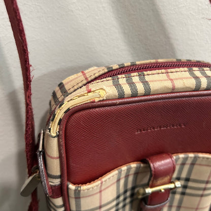 1014 BURBERRY Shoulder Bag