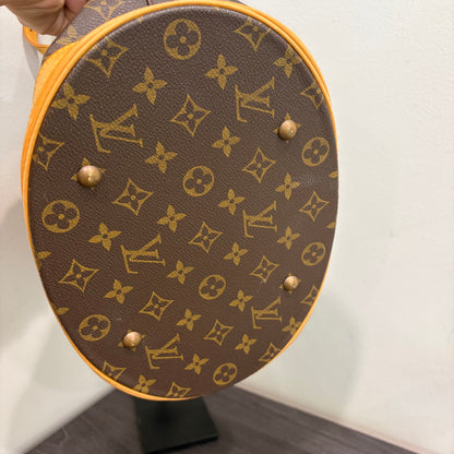 #1108 LOUIS VUITTON Monogram Bucket GM