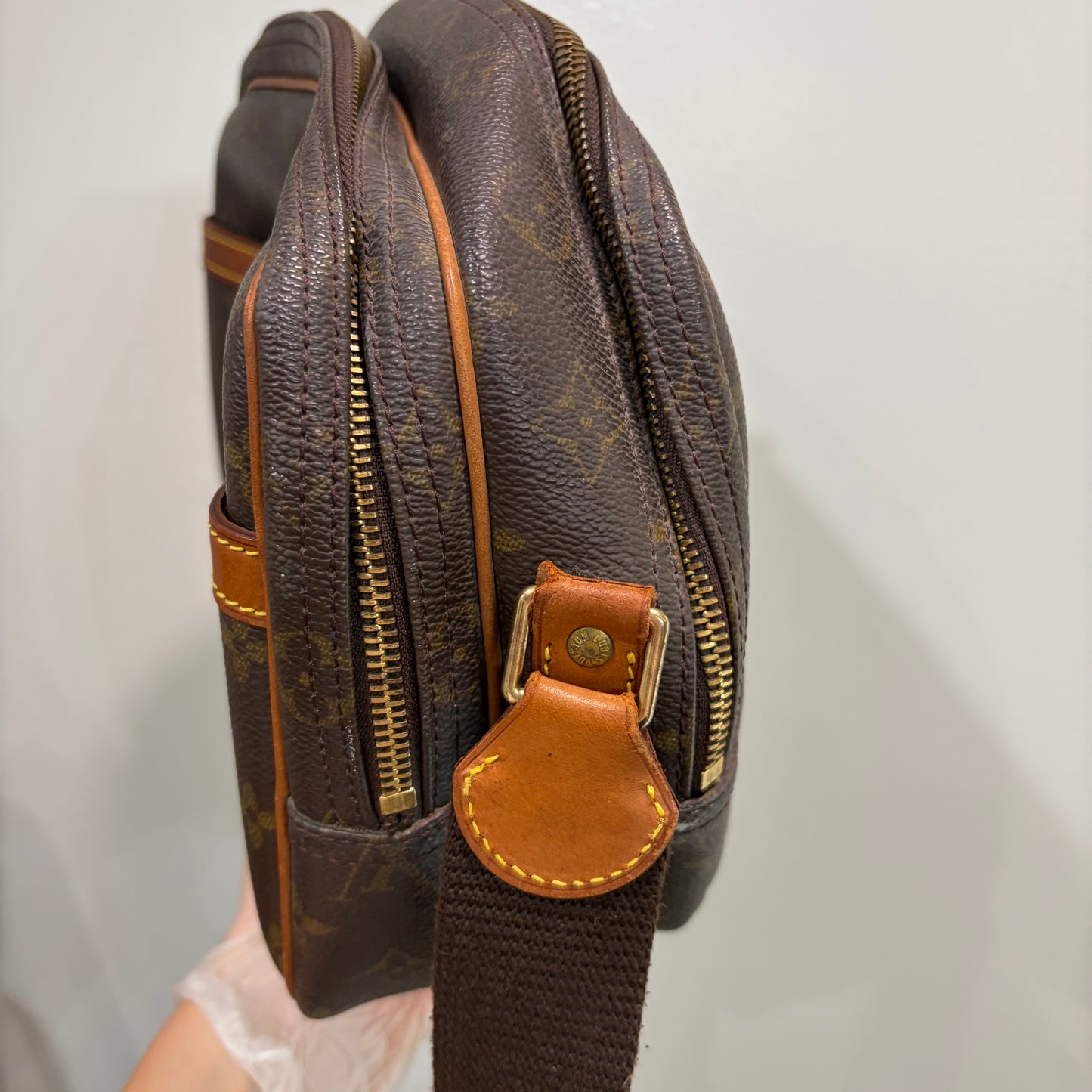 #1127 LOUIS VUITTON Monogram Reporter PM