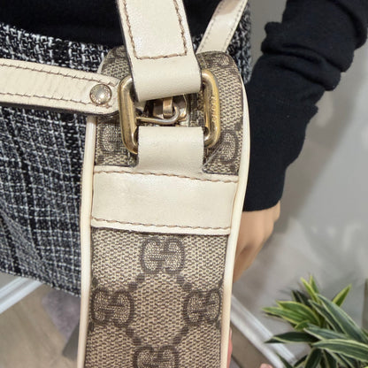 #8203 GUCCI Brown Canvas Crossbody