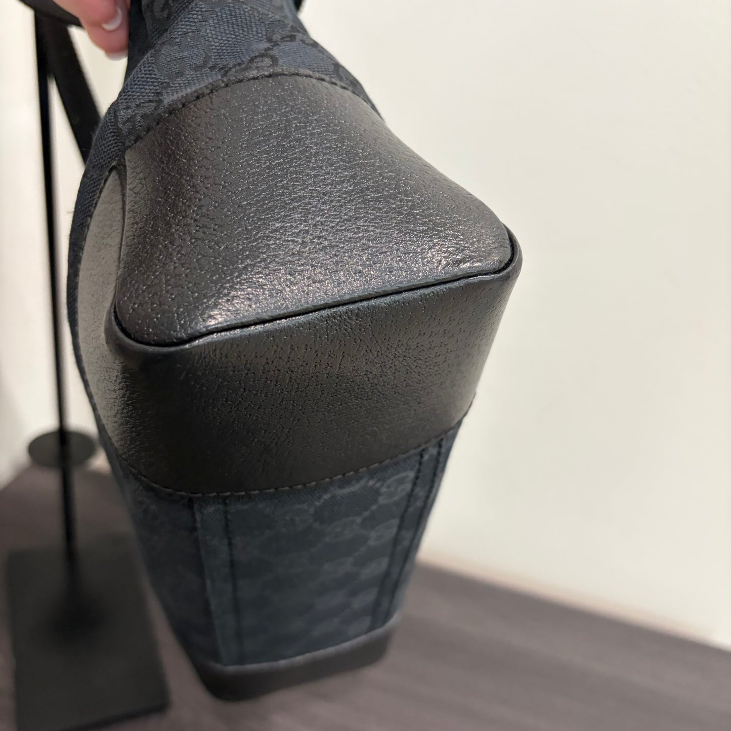 #3231 GUCCI Black Canvas Shoulder Bag