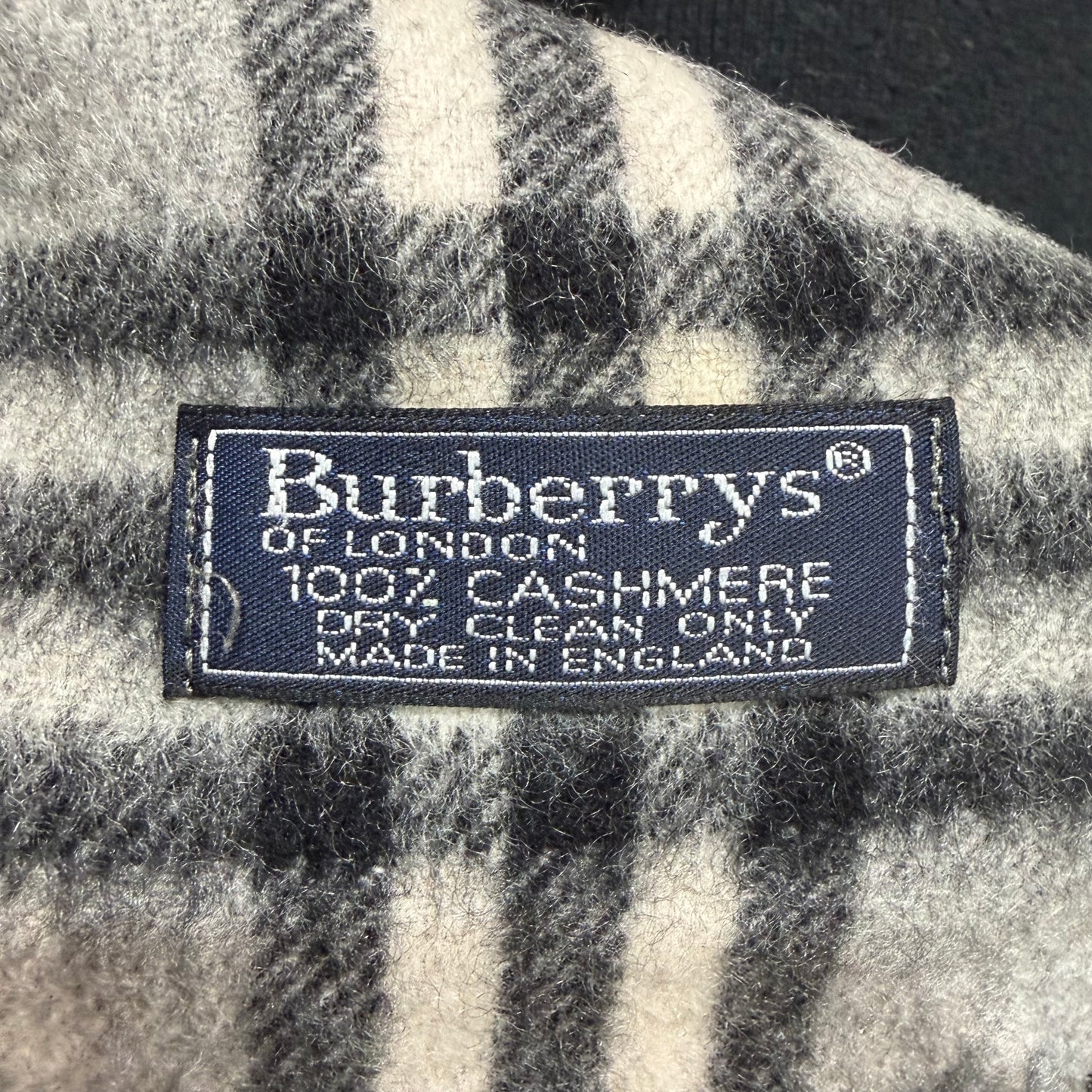 #8269 Vintage BURBERRY Gray Check 100% Cashmere Scarf Stole