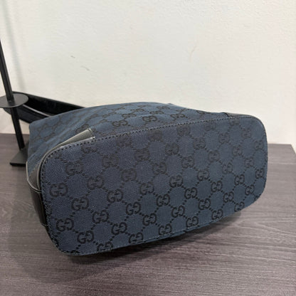 #9109 GUCCI Black GG Canvas & Patent Leather Shoulder Bag