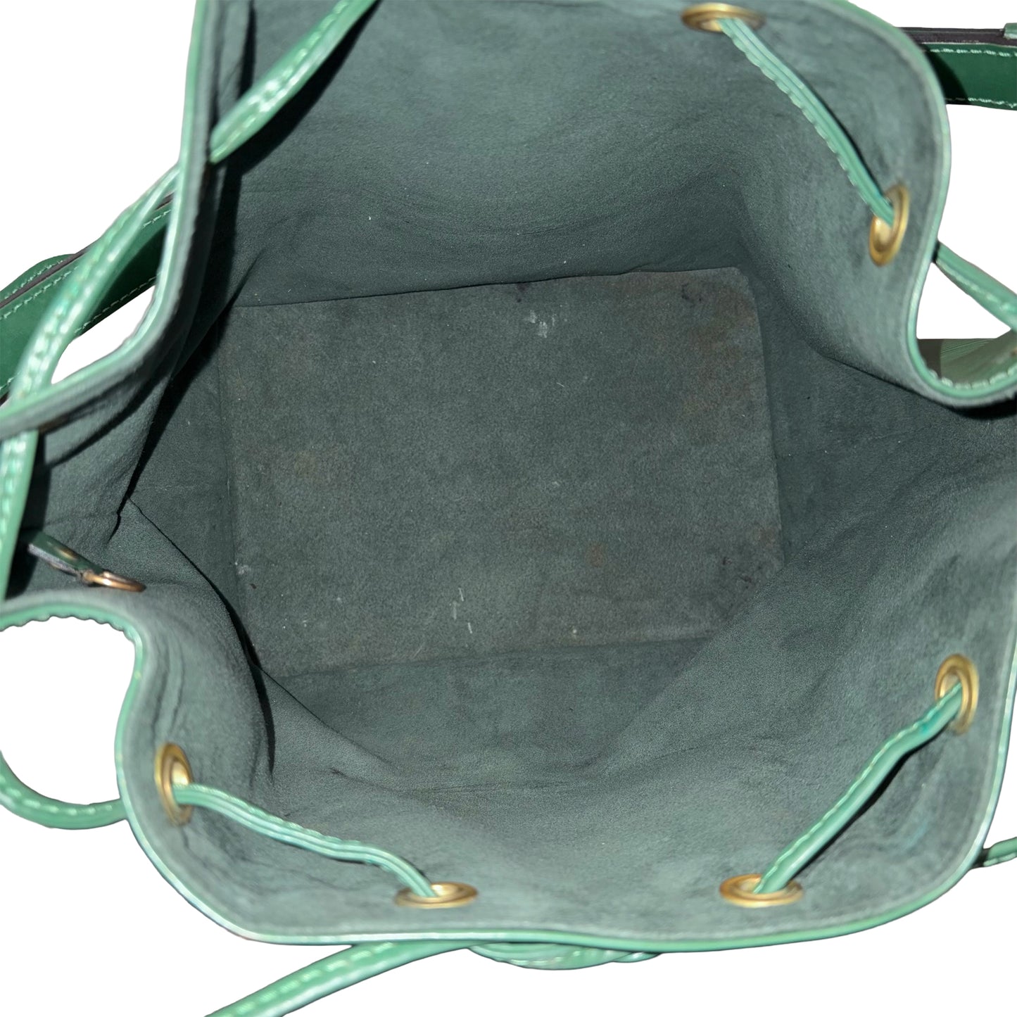 #8257 LOUIS VUITTON Green Petit Noe