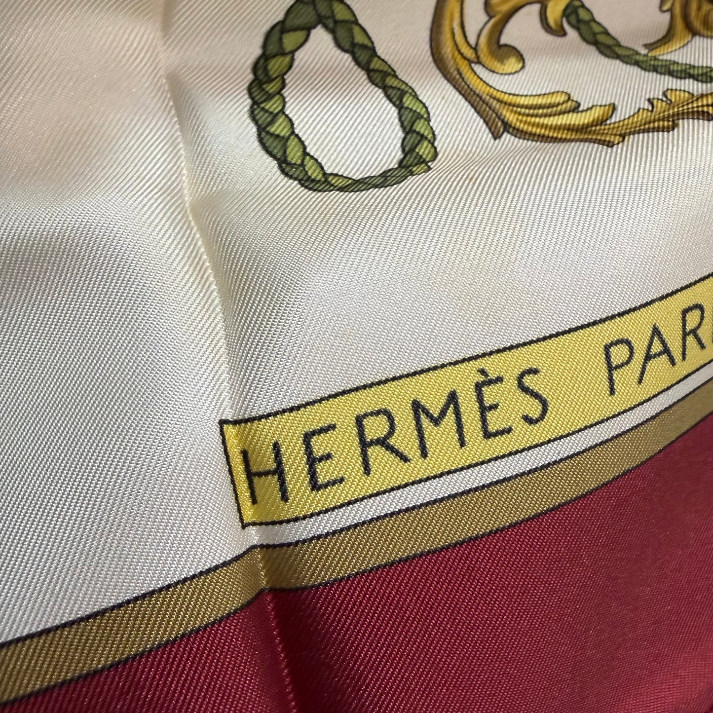 #8273 HERMES 90cm Silk Scarf