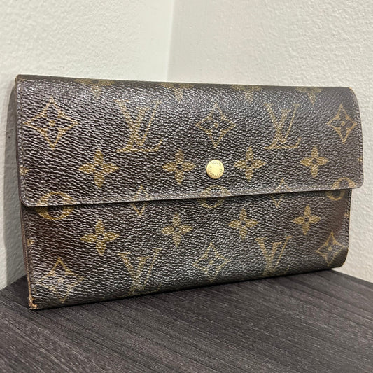 CLEARANCE Louis Vuitton Monogram Wallet