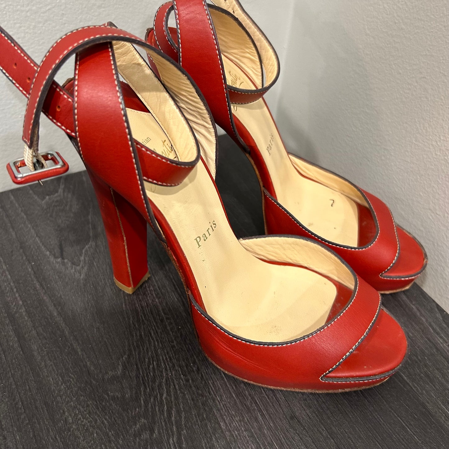 CLEARANCE Christian Louboutin Shoes 38EU