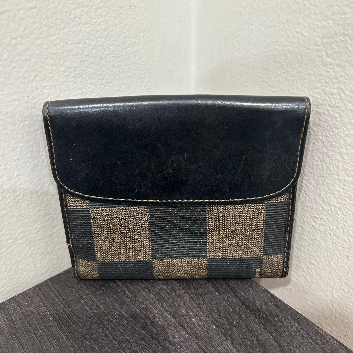 1054 FENDI Wallet