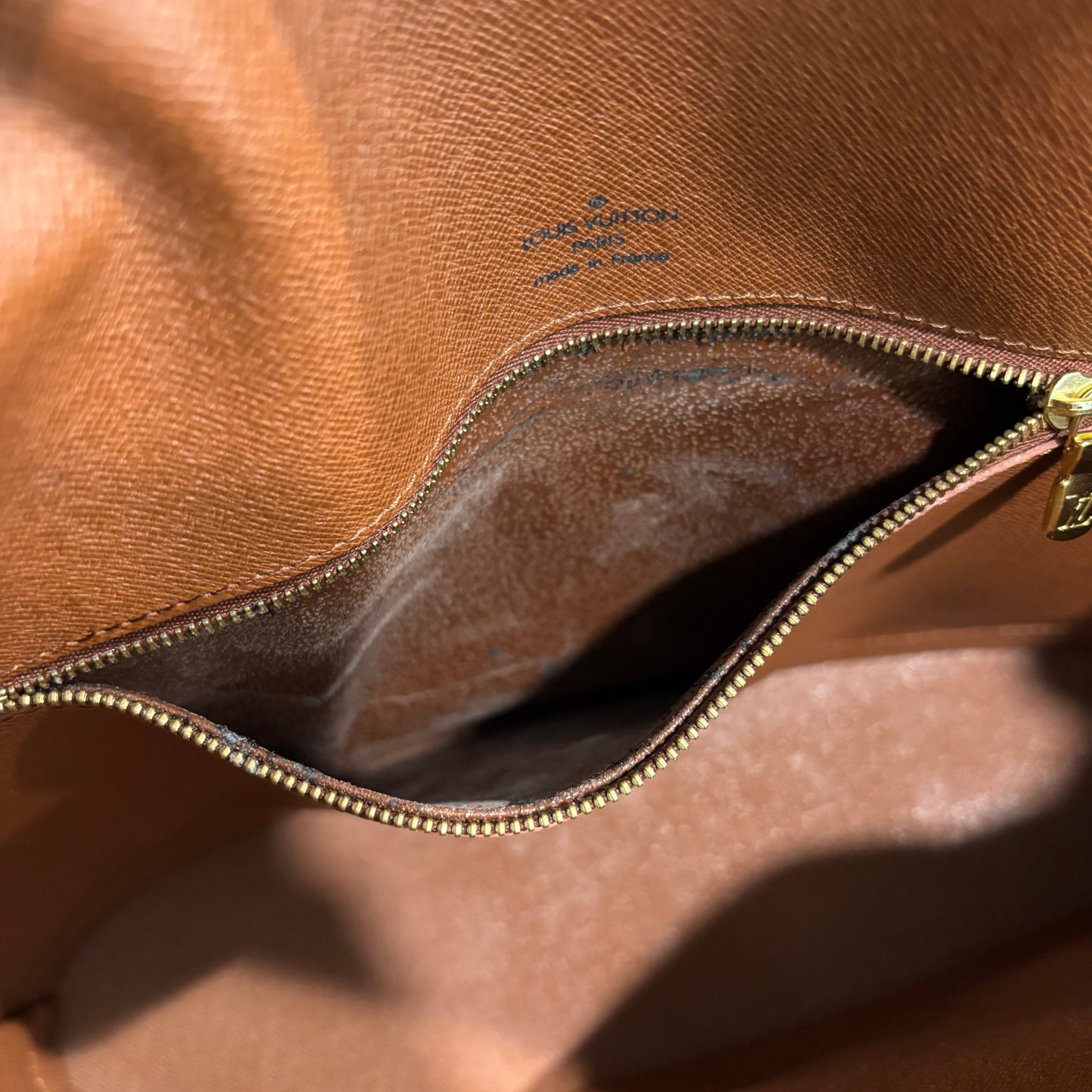 8885 LOUIS VUITTON Monogram Babylone Tote