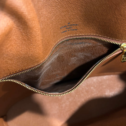 8885 LOUIS VUITTON Monogram Babylone Tote