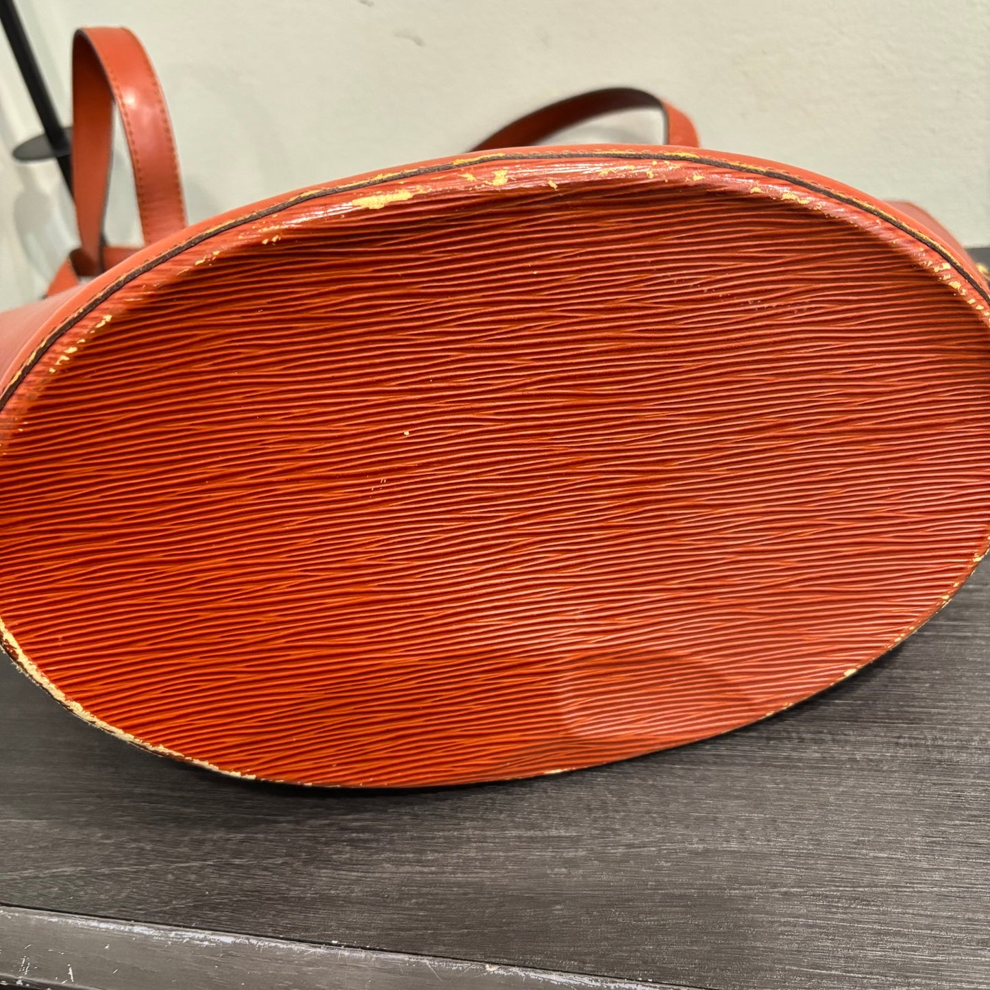 8883 LOUIS VUITTON Epi St Jacque Caramel