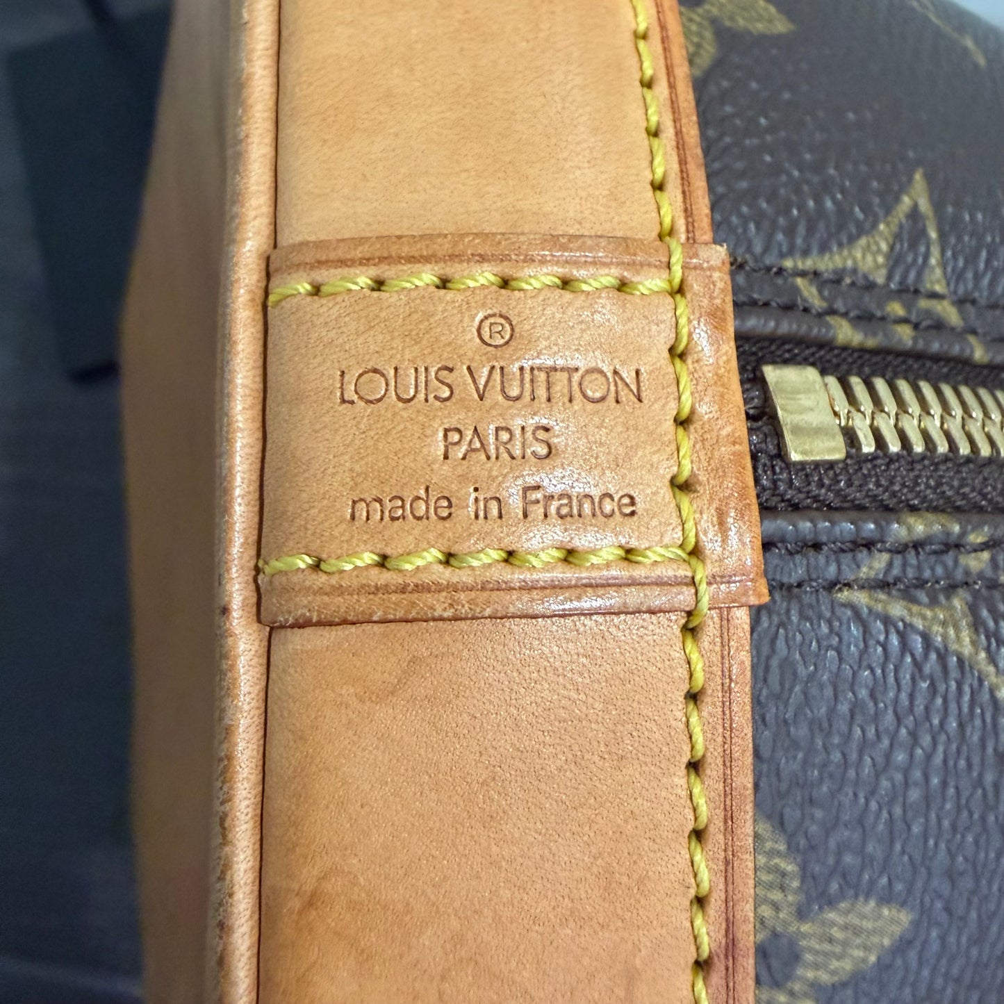 #9116 LOUIS VUITTON Alma PM