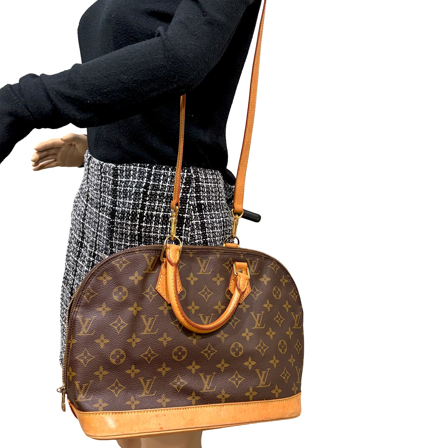 #8250 LOUIS VUITTON Alma PM