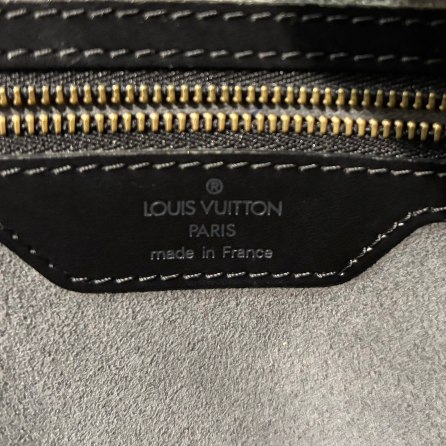 1119 LOUIS VUITTON Saint Jacques GM