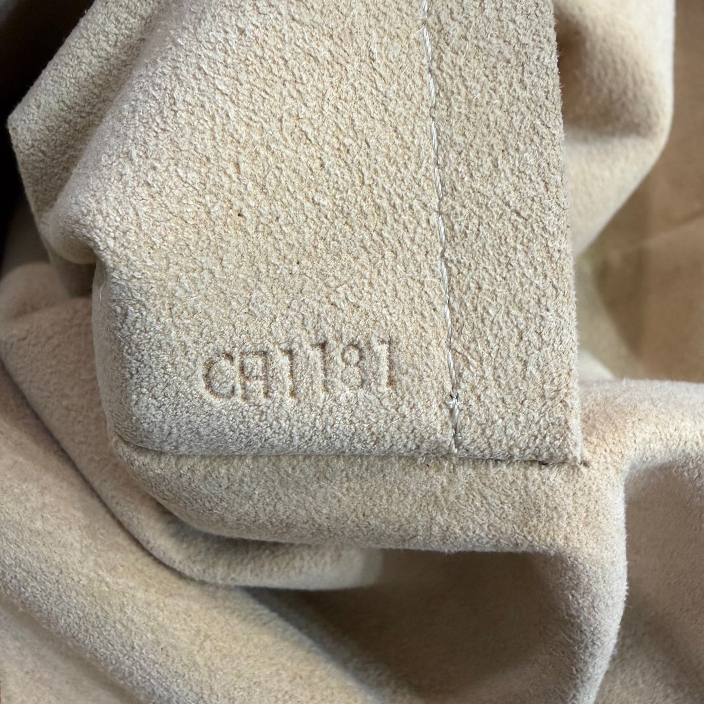 #8215 LOUIS VUITTON Damier Azul Hampstead MM