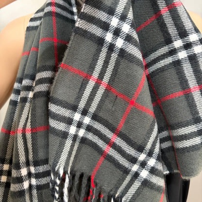 #125 BURBERRY Lambswool Scarf