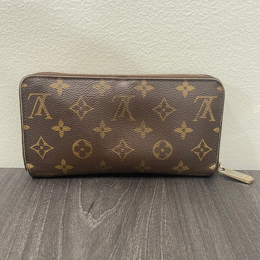 SOLD! Louis Vuitton Monogram Zippy Wallet