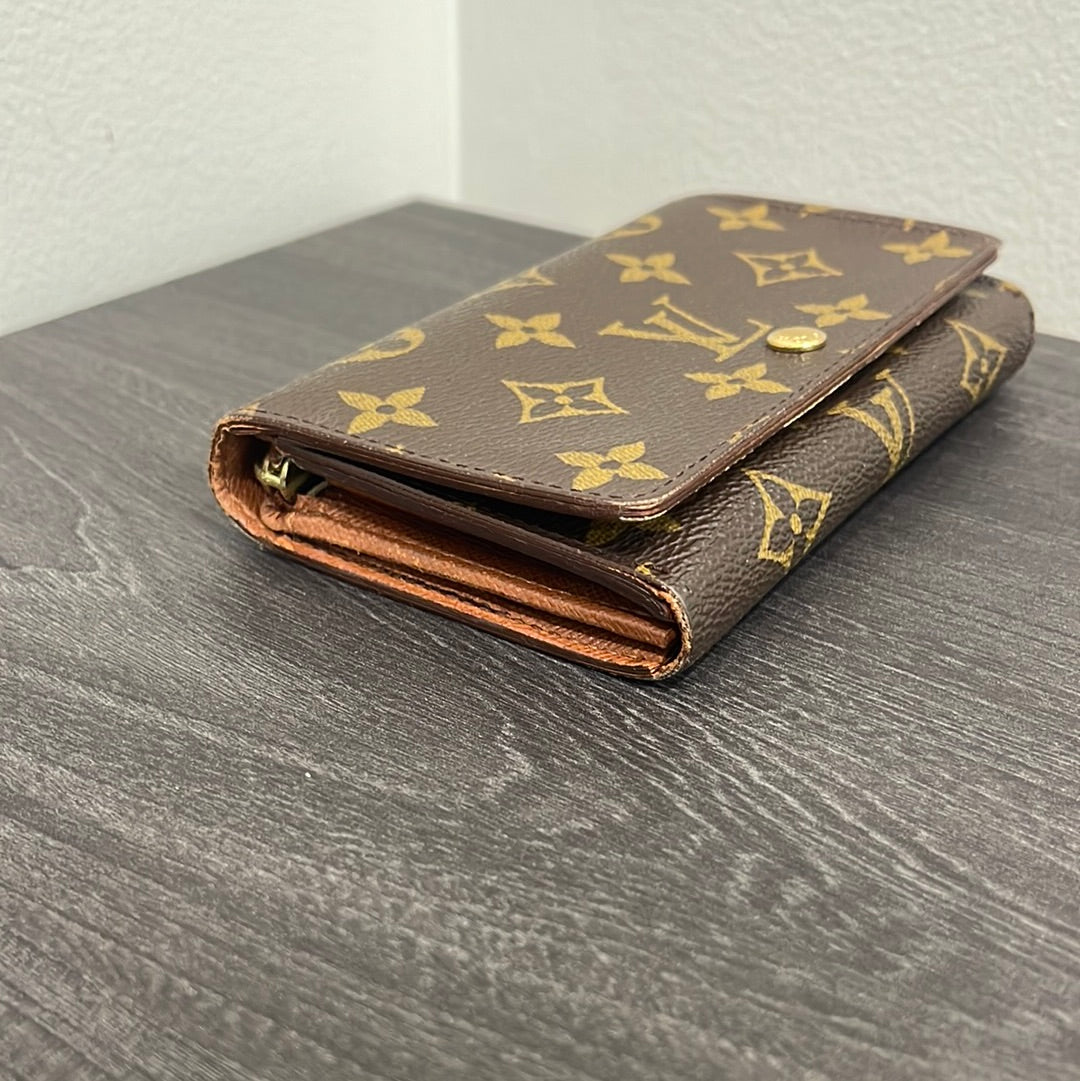 SOLD! Louis Vuitton Monogram Wallet