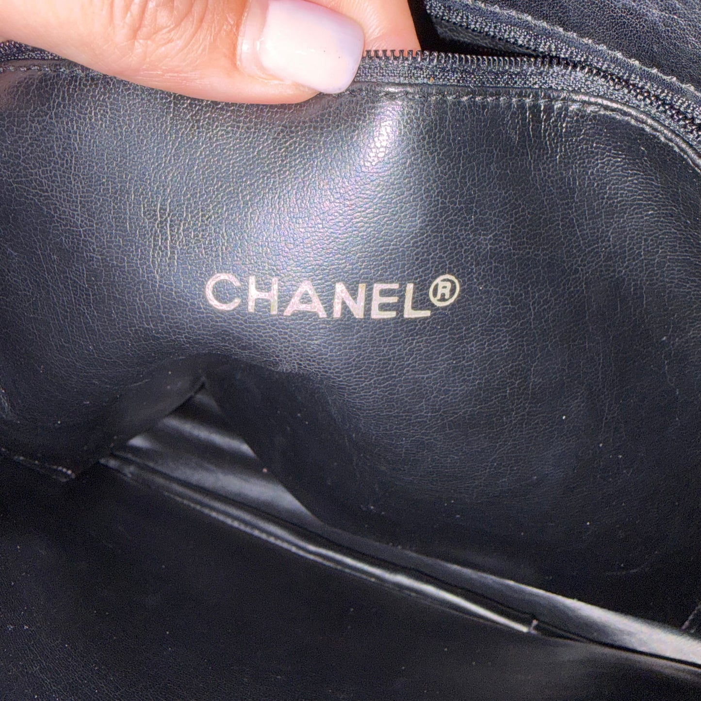 #1106 CHANEL Vintage Black Lambskin Tote