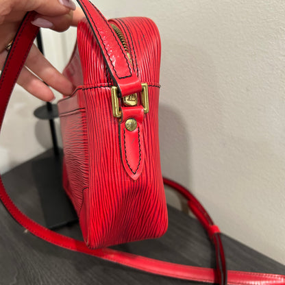 1078 LOUIS VUITTON Epi Trocadero 28