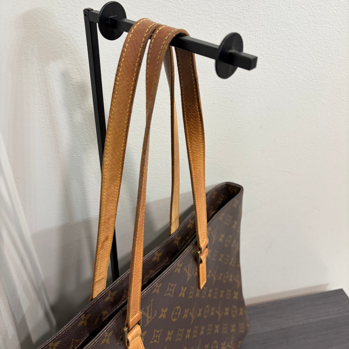 LOUIS VUITTON Luco Tote(Oct 31)