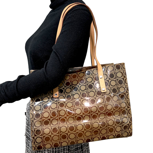 8807 SALVATORE FERRRAGAMO Vinyl Tote