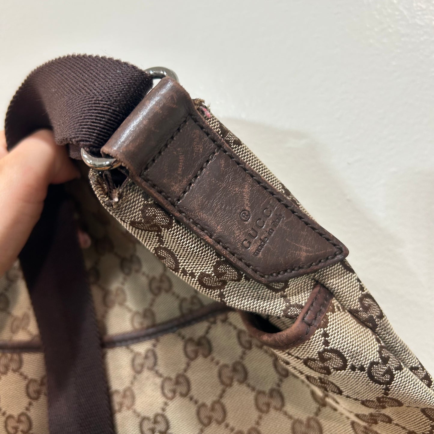 1013 GUCCI Messenger