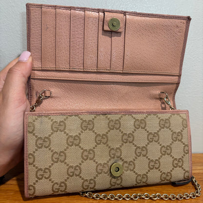#3234 GUCCI Canvas Wallet on Chain