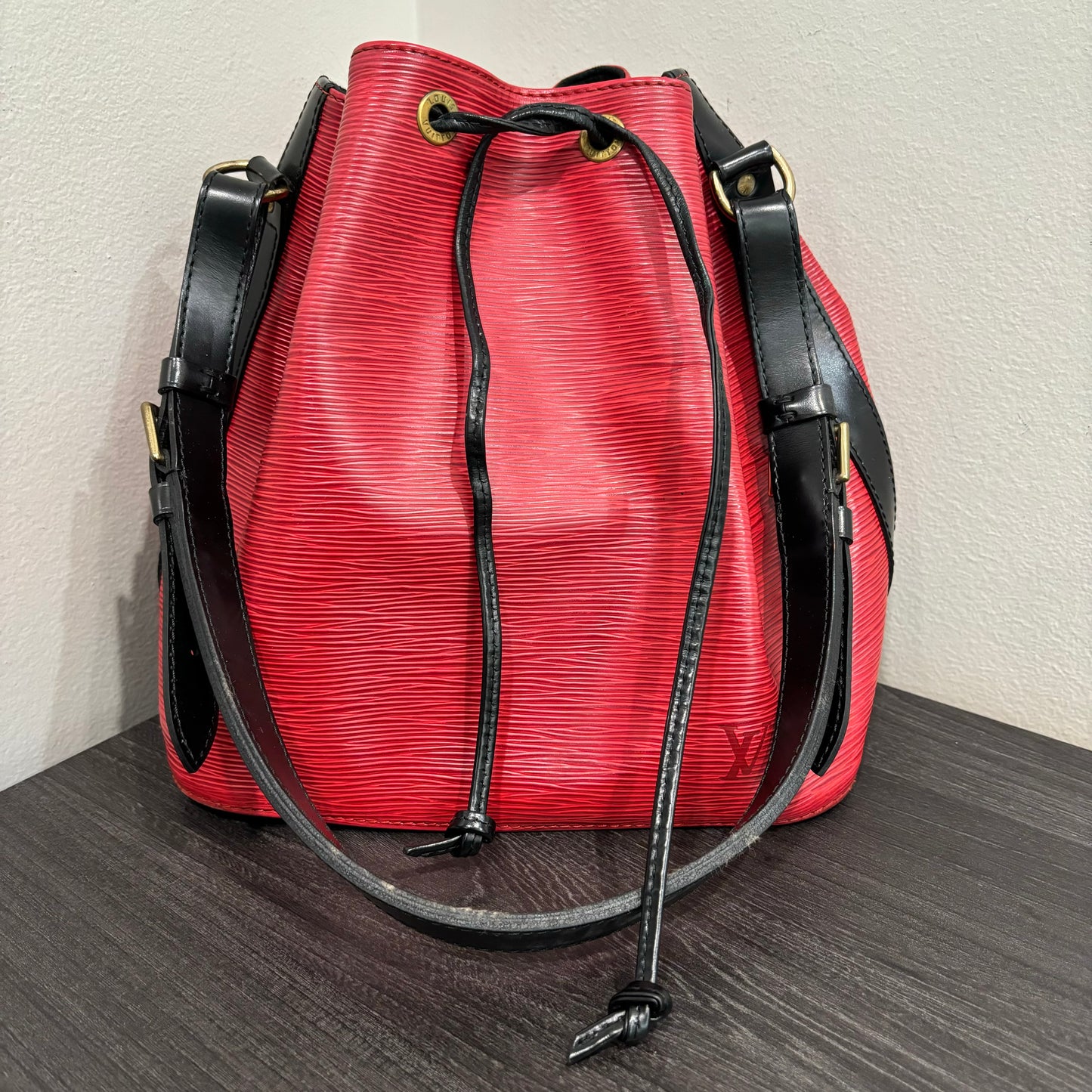 CLEARANCE #327 LOUIS VUITTON Epi Petit Noe