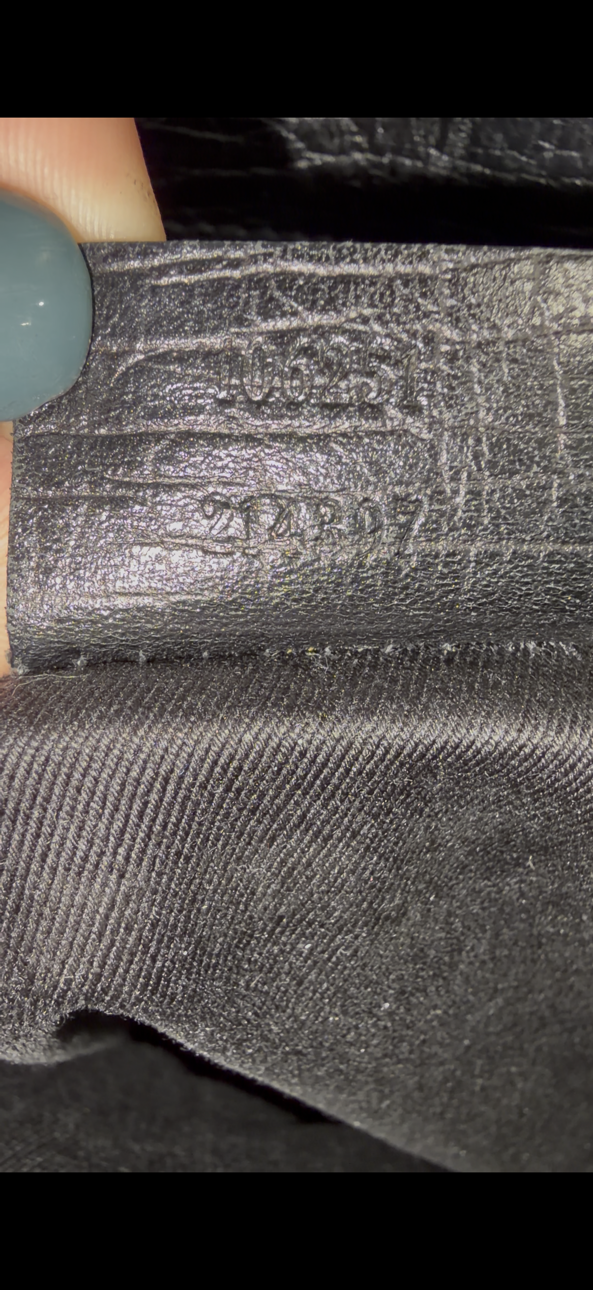 8860 GUCCI Black Canvas Handbag