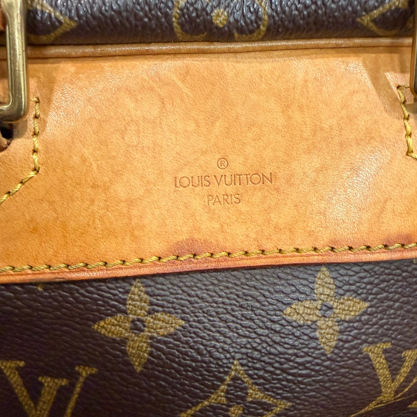 #8254 LOUIS VUITTON Deauville