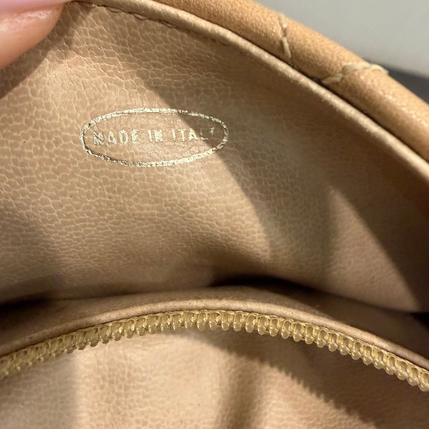 #1103 CHANEL Vintage Beige Lambskin Belt Bag