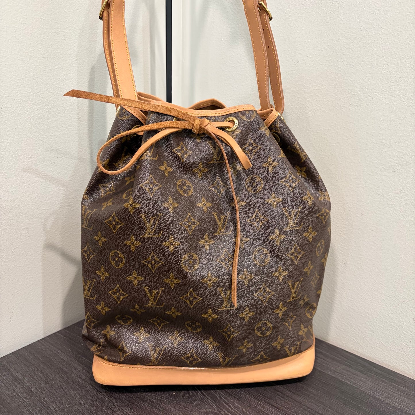 #3219 LOUIS VUITTON Monogram Noe