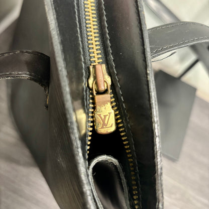 1119 LOUIS VUITTON Saint Jacques GM