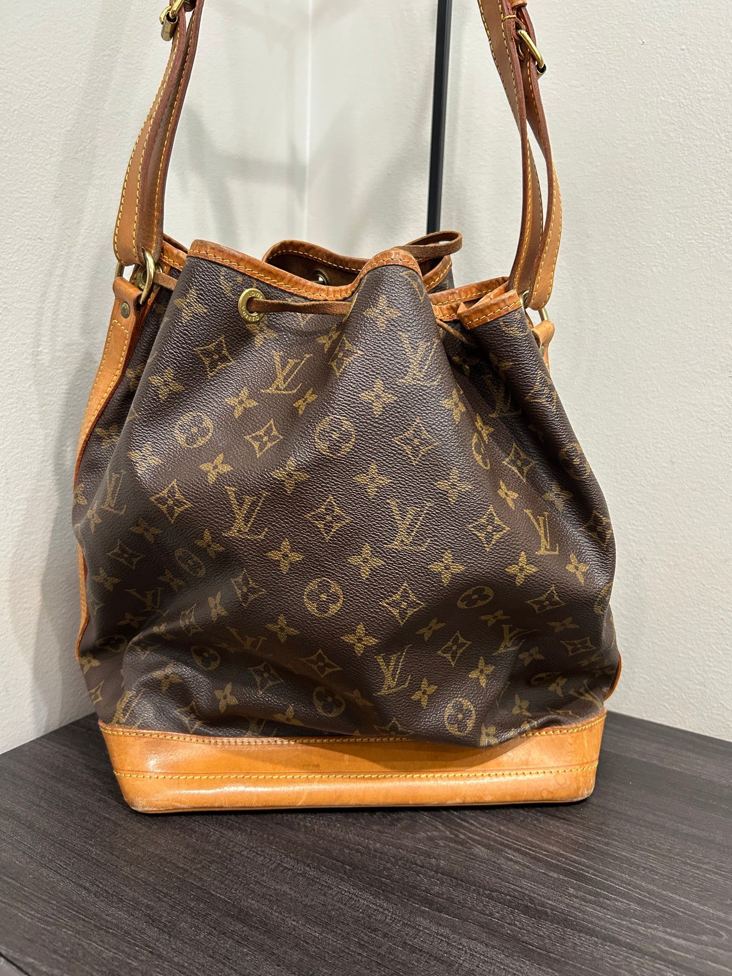 1035 LOUIS VUITTON Noe GM