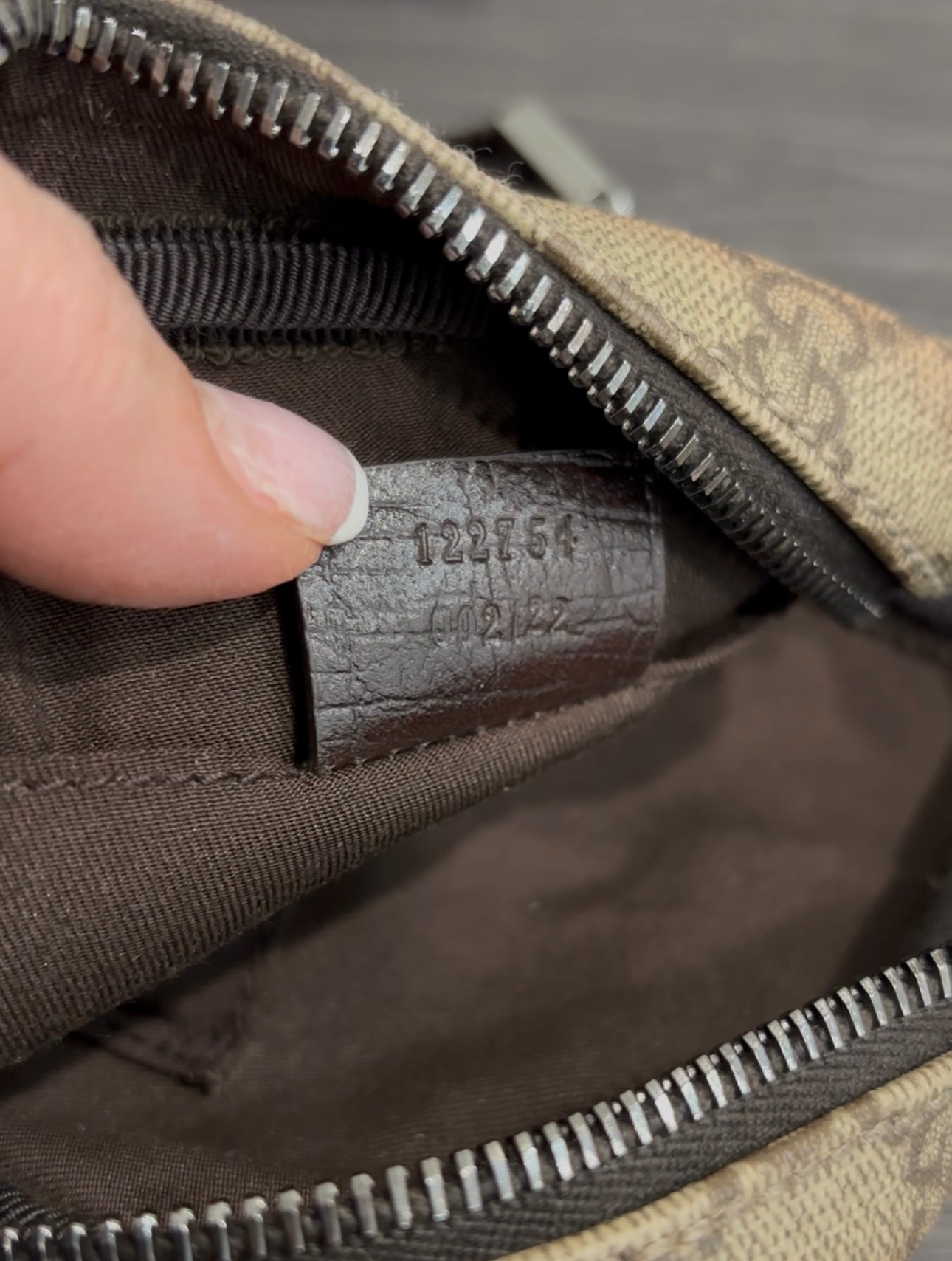 1110 GUCCI Brown Crossbody