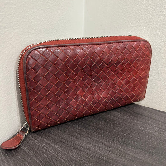 SOLD! Bottega Venneta Zip Wallet