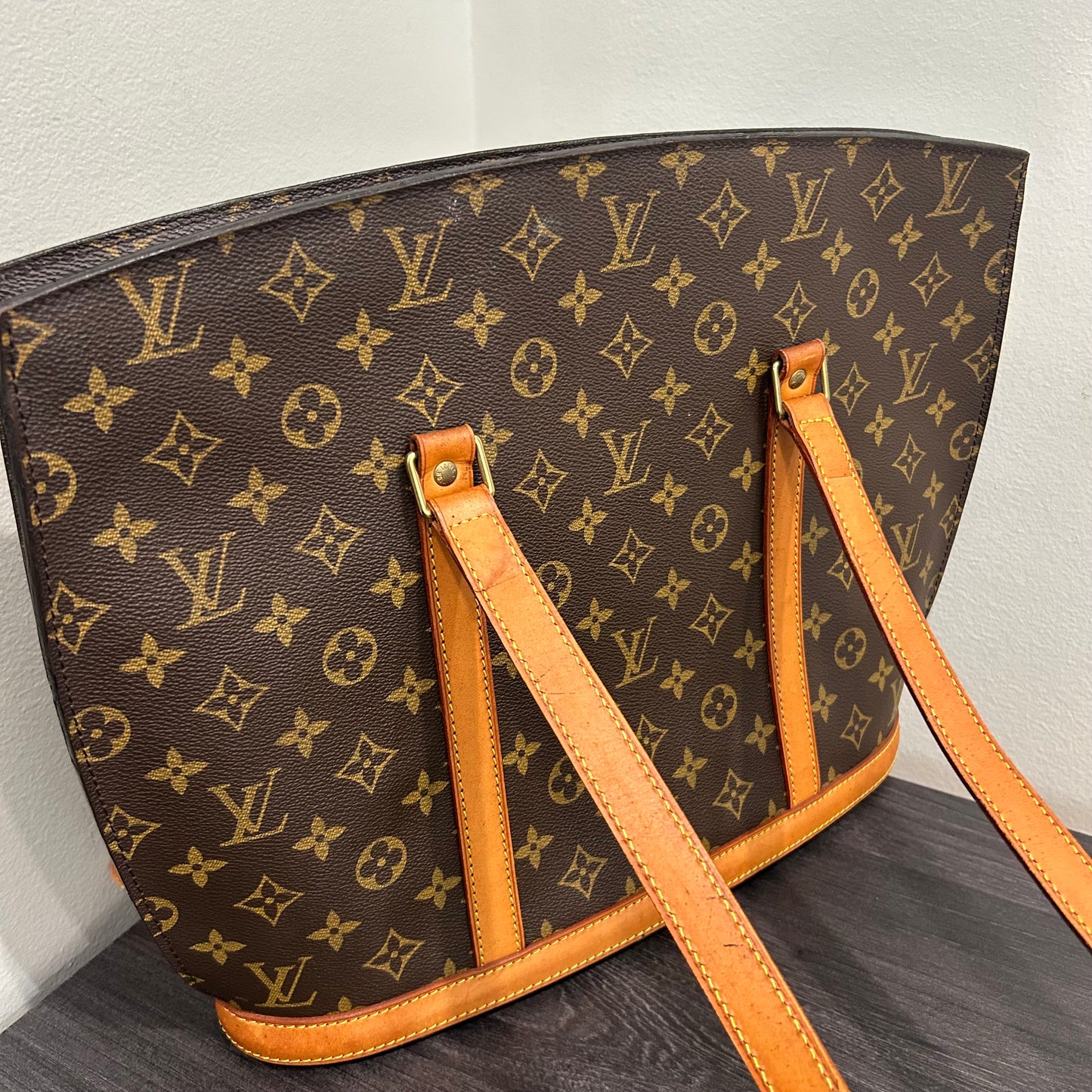 #301 LOUIS VUITTON Babylone Tote