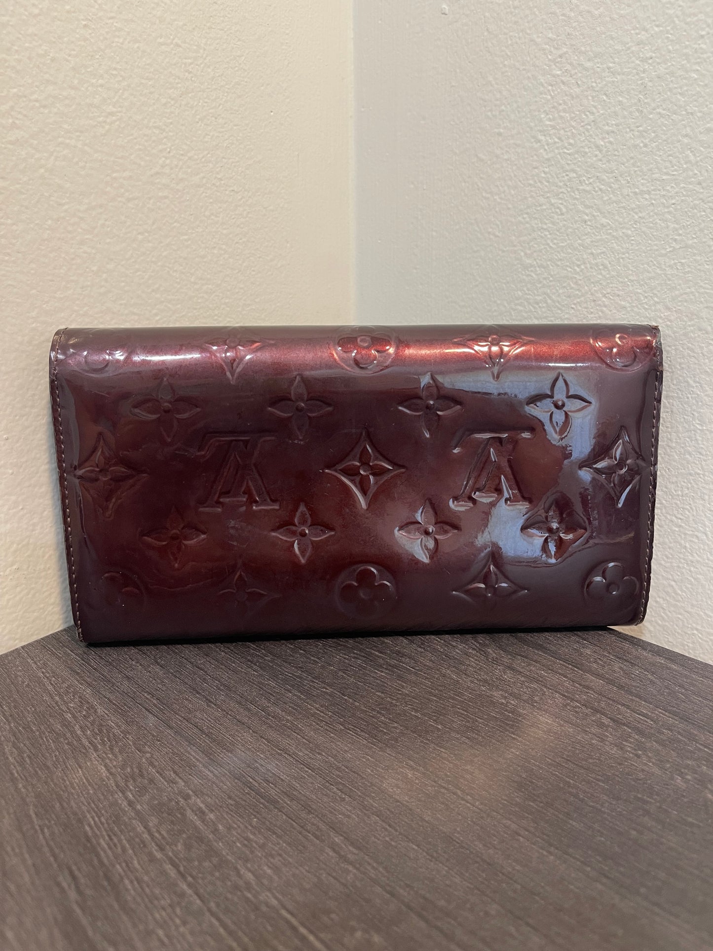 SOLD! 5 Piece Louis Vuitton Vernis Wallet Set