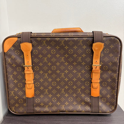 #3201 LOUIS VUITTON Monogram Satellite 53 Luggage