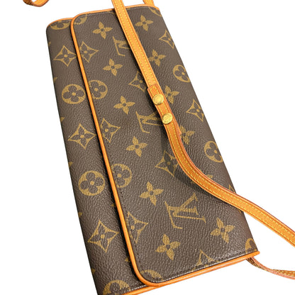 #8211 LOUIS VUITTON Monogram Twin Pochette GM