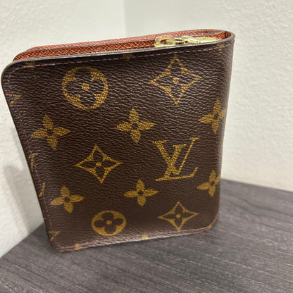 SOLD! Louis Vuitton Wallet