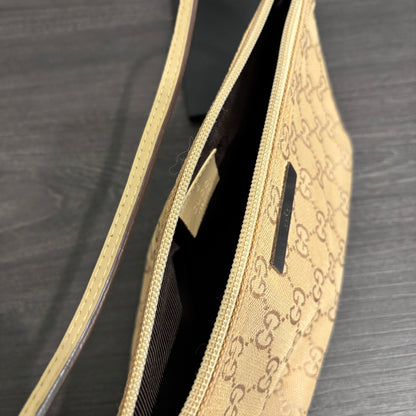 1107 GUCCI Light Brown Pochette